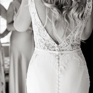 Paloma Blanca Wedding Dress